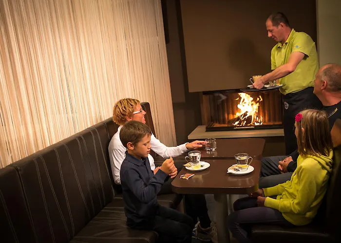 波克尤卡中心酒店 Goreljek